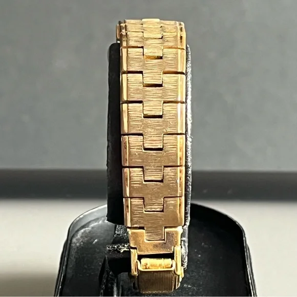 Nestrix MCM Textured Gold Tone Swiss 17 Jewel Incabloc Tank Watch Nestrix MCM Textured Gold Tone Swiss 17 Jewel Incabloc Tank  main image 2